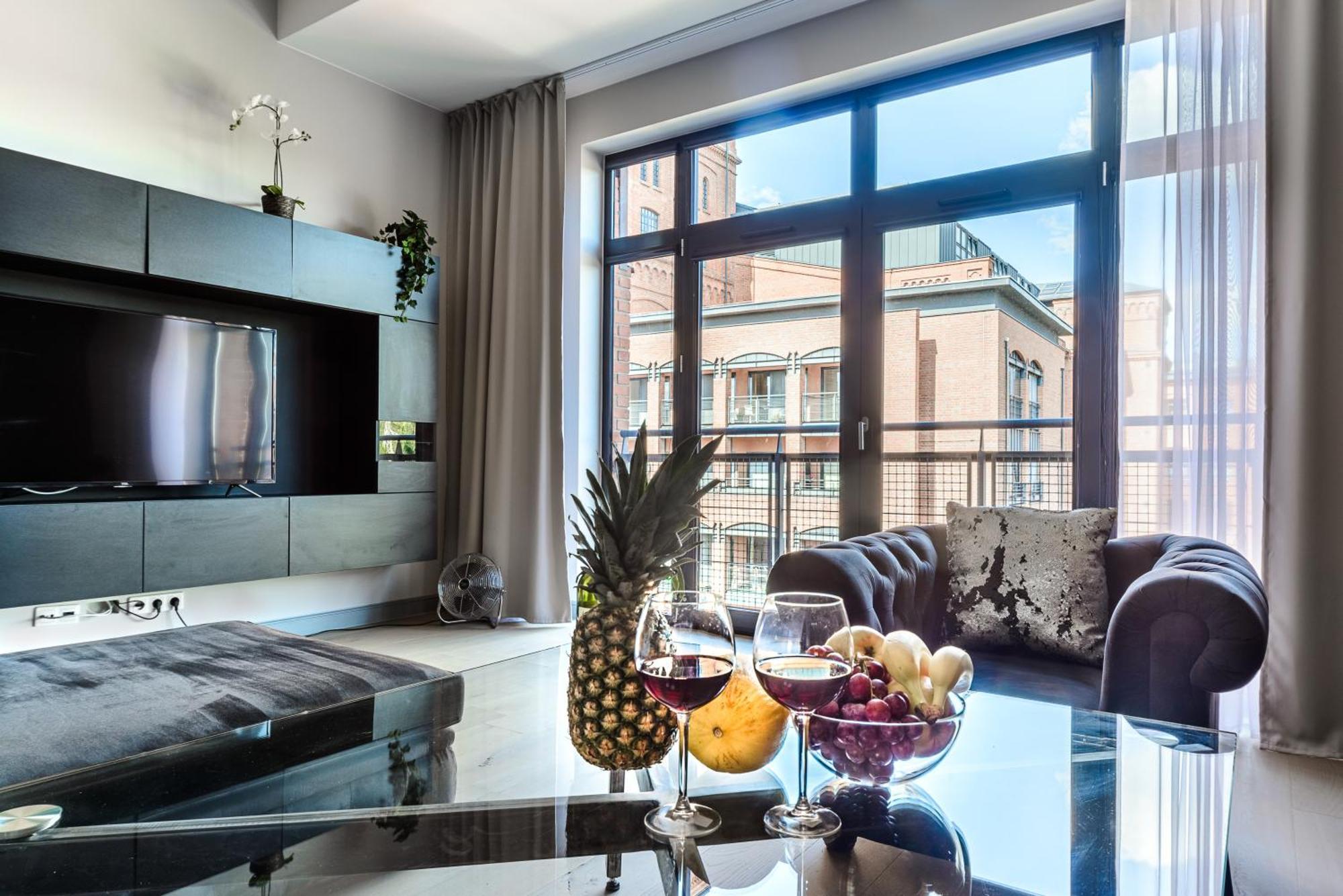Lumina Loft Tymienieckiego With A View Of The Lake Lodz  Ngoại thất bức ảnh